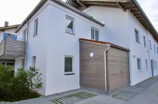 Wohnung kaufen in Birkenweg 37, 83209 Prien, Helle und hochwertige 4-Zi.-Gartenwohnung mit Stellplätzen zentral gelegen und in Seenähe