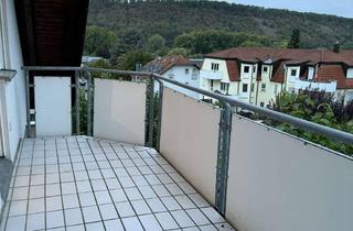 Wohnung mieten in 75223 Niefern-Öschelbronn, 2-Zimmer-Dachgeschosswohnung mit Balkon und Tiefgaragenstellplatz