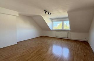 Wohnung mieten in Auf Dem Sand, 68309 Käfertal, Schöne 1-Zimmer-DG-Wohnung, in Mannheim Käfertal