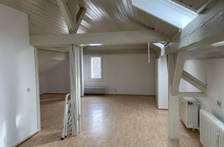 Wohnung mieten in 50996 Rodenkirchen, Geschmackvolle Dachgeschosswohnung in Rodenkirchen-Malerviertel