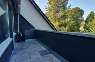 Wohnung mieten in Wilhelmstraße 32, 50321 Brühl, Teilsanierte DG-Single-Wohnung mit Sonnenbalkon mitten in Brühl