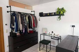 Wohnung mieten in Pleiser Hecke 23, 53721 Siegburg, Exklusive, geräumige 1-Zimmer-Dachgeschosswohnung mit großer Dachterrasse in Siegburg