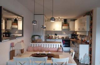Wohnung kaufen in 41542 Dormagen, 76qm große Wohnung im 1.Obergeschoss mit Balkon und Garage in Ückerath zuverkaufen