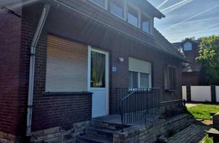 Haus kaufen in Tannenkamp 10, 49509 Recke, **Zweifamilienhaus mit Garage auf 1.141 m² Grundstück in Recke-Oberst. – bezugsfrei, provisionfrei