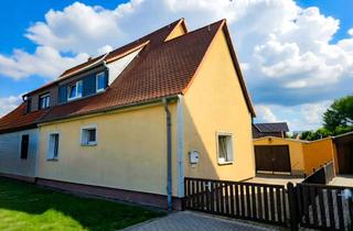 Doppelhaushälfte kaufen in 04552 Borna, Doppelhaushälfte mit großzügigem Garten & Nebengebäuden in Borna