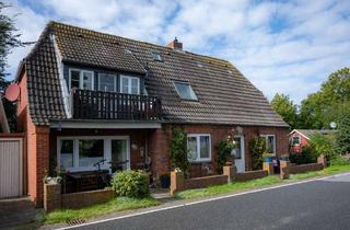 Haus kaufen in Ostersiel, 25849 Pellworm, Solides Haus mit Einliegerwohnung