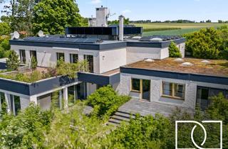 Villa kaufen in 91338 Igensdorf, Alleinlage mit Panoramablick! Luxuriöse Architektenvilla mit 7.847 m² Grundstück und Schwimmhalle