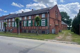 Bauernhaus kaufen in Lindenallee 56a, 16866 Gumtow, Historischer Dreiseitenhof Bauernhaus - 1h bis Berlin