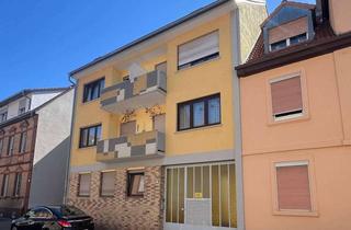 Anlageobjekt in 68199 Neckarau, Gepflegtes Mehrfamilienhaus mit großem Grundstück und Entwicklungspotenzial!