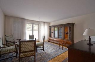 Wohnung kaufen in Huswertstraße 11, 60435 Preungesheim, Schöne 2 Zimmerwohnung in Preungesheim mit Balkon