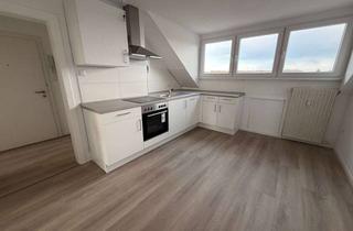Wohnung mieten in 52249 Eschweiler, Frisch saniert, Einbauküche inklusive: Dachgeschosswohnung mit großem Balkon in Bergrath