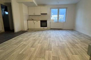 Wohnung mieten in Bloßenbergstr. 49/51, 71296 Heimsheim, 3-Zimmerwohnung mit EBK und Terrasse!