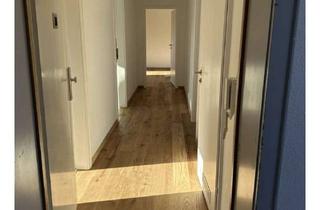 Wohnung mieten in 68165 Schwetzingerstadt, Klimatisierte Dachgeschosswohnung mit Blick über die Dächer Mannheims