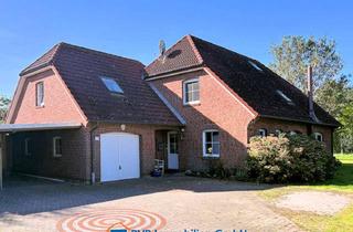 Einfamilienhaus kaufen in 26487 Blomberg, Einfamilienhaus mit Garage und Doppelcarport mitten im Ort