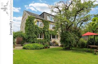 Mehrfamilienhaus kaufen in 33607 Bielefeld, Bi-Mitte - Nähe Technologiezentrum: Dreifamilienhaus (Sackgasse) mit schönem Garten und Garage
