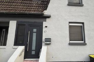 Wohnung kaufen in 45701 Herten, Herten - Modernisiertes Reihenmittelhaus in Langenbochum