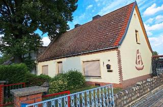 Einfamilienhaus kaufen in 06429 Nienburg, Nienburg (Saale) - Haus mit 120 m² Wohnfläche und 330 m² Grundstück - provisionsfrei