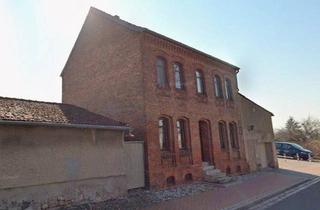 Mehrfamilienhaus kaufen in 39435 Egeln, Egeln - Provisionsfrei: Großzügiges Mehrfamilienhaus mit viel Potenzial