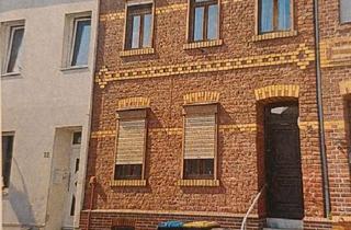 Reihenhaus kaufen in 52249 Eschweiler, Eschweiler - Renovierungsbedürftiger Altbau in Eschweiler-Röhe zu verkaufen