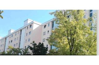 Wohnung kaufen in 82256 Fürstenfeldbruck, Fürstenfeldbruck - Renovierte 2-Zimmer-ETW-provisionsfrei- v. Privat, zzgl.TG Platz