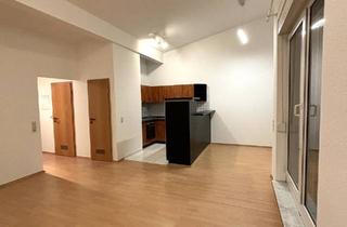 Penthouse kaufen in Francisco-De-Goya-Straße, 74653 Künzelsau, Penthouse-Feeling mit Ausblick: Modernisierte 3-Zimmerwohnung ab sofort verfügbar