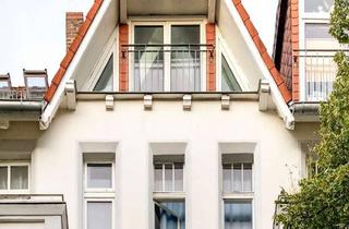 Wohnung kaufen in Weserstraße 55, 12045 Neukölln, Über den Dächern Neuköllns – 2-Zi.- DG Wohnung mit Terrasse zum perspektivischen Eigennutz!