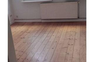 Wohnung kaufen in Döringstraße, 38118 Braunschweig, Frisch renoviert & provisionsfrei: Helle 2-Zimmer-Dachgeschosswohnung im Westlichen Ringgebiet