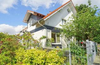 Wohnung kaufen in 40789 Monheim, Wohnen wie im eigenen Haus! Großzügige Gartenwohnung mit Potenzial