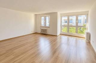 Wohnung mieten in Brandenburgische Straße 25, 10707 Wilmersdorf, Renovierungsbedürftige 5-Zimmer-Wohnung mit Balkon und Aufzug in Berlin-Charlottenburg