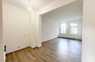 Wohnung mieten in Sebastian-Bach-Straße 18, 09130 Sonnenberg, "Frisch renovierte 2-Zimmer-Wohnung mit Balkon, offener Küche und modernem Badezimmer"