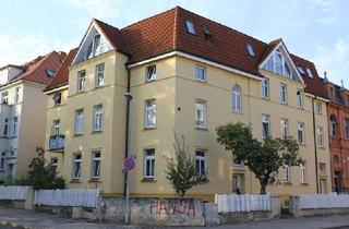Wohnung mieten in 19053 Paulsstadt, Geräumige 2 Zimmer-Wohnung im Dachgeschoss mit Parkett in der Paulsstadt zu mieten!