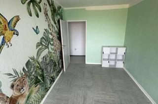 Wohnung mieten in 41334 Nettetal, Helle 4-Zimmer-Dachgeschosswohnung mit Balkon