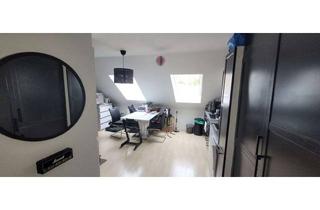 Wohnung mieten in Hinter Dem Schilde 18, 31134 Hildesheim, 2-Zimmer-hell, ruhig, Dachgeschoss