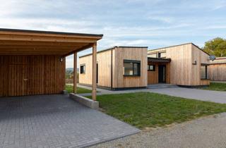 Wohnung mieten in Hainaer Weg 15, 98630 Römhild, !MÖBLIERT! Kompaktes Traumhaus mit gehobener Ausstattung, Garten, Carport