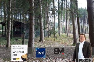 Anlageobjekt in 86551 Aichach, Waldgrundstück mit ca. 3.419 m², vielseitigem Baumbestand und eigener Hütte in Untergriesbach