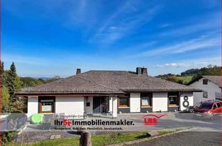 Einfamilienhaus kaufen in 35753 Greifenstein, Großzügiges Einfamilienhaus mit Einliegerwohnung auf weitläufigem Grundstück