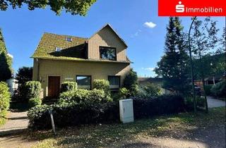 Haus kaufen in 25548 Kellinghusen, Großzügiges Anwesen mit tollem Grundstück und 3 Garagen
