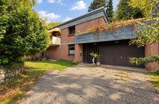 Haus kaufen in 44879 Linden, Freistehendes Haus mit zwei Apartments, Balkon und Garage in Bochum-Linden