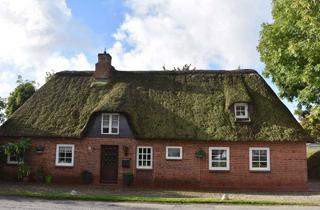 Haus kaufen in 25852 Bordelum, Reetdachhaus mit Blick in die Marsch