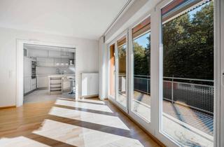 Wohnung kaufen in 48143 Münster, Rarität: 3-ZKB in Münster Altstadt, mit Blick direkt auf Promenade