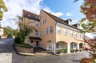 Wohnung kaufen in 07747 Lobeda, Mehr Platz, als die Quadratmeter verraten: 2-Zimmer-Dachwohnung mit ausgebauten Spitzboden (20m²)