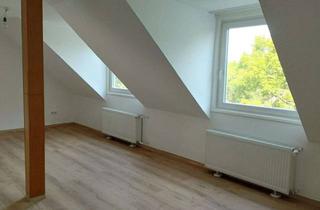 Wohnung mieten in Zeppelinstr. 15, 44651 Wanne-Süd, Renovierte Dachgeschosswohnung mit Charme in Wane-Süd