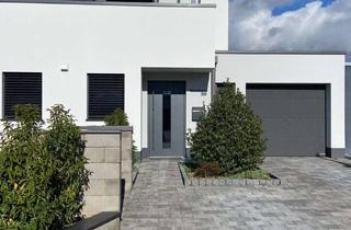Wohnung mieten in Korretsweg 5a, 56642 Kruft, Hochwertige 114 m² Neubauwohnung mit Naturstein-Designküche, Garten & Garage in Kruft