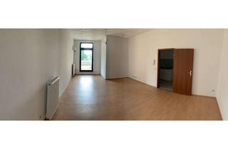 Wohnung mieten in Ringstraße, 69221 Dossenheim, Perfekt gelegene 1-Zimmer-Wohnung mit großer Terrasse, Klimaanlage & Aufzug in Dossenheim