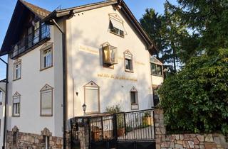 Mehrfamilienhaus kaufen in 65817 Eppstein, Mehrfamilienhaus mit Herz & Charakter!