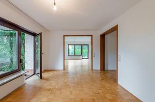 Wohnung mieten in 70327 Stuttgart, 5-Zimmer-Erdgeschosswohnung mit Privatgarten, zwei Terrassen und Einzelgarage – Stuttgart-Luginsland