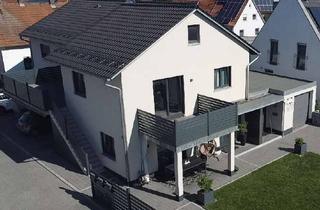 Anlageobjekt in 84051 Essenbach, Mehrfamilienhaus (EFH + 2 Wohnungen, Salon + 6 Stellplätze) in TOP-Lage!