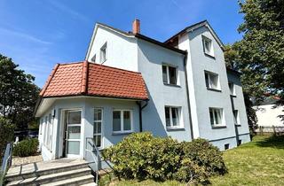 Anlageobjekt in 01936 Schwepnitz, Chancenreiches Anlageobjekt in Schwepnitz mit Praxis, 3 Wohnungen, Garage, Carport und Stellplätzen