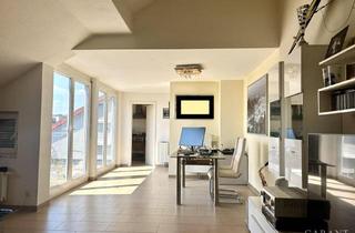 Wohnung kaufen in 71063 Sindelfingen, Mitten im Leben - Dachgeschoss-Wohnung mit sonniger Terrasse in Sindelfingen!