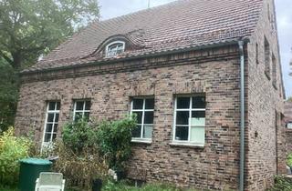 Einfamilienhaus kaufen in 17089 Burow, Burow - Haus im Wald zu verkaufen